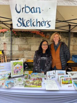 Fizah und Rosemary Urban Sketchers Info Stand